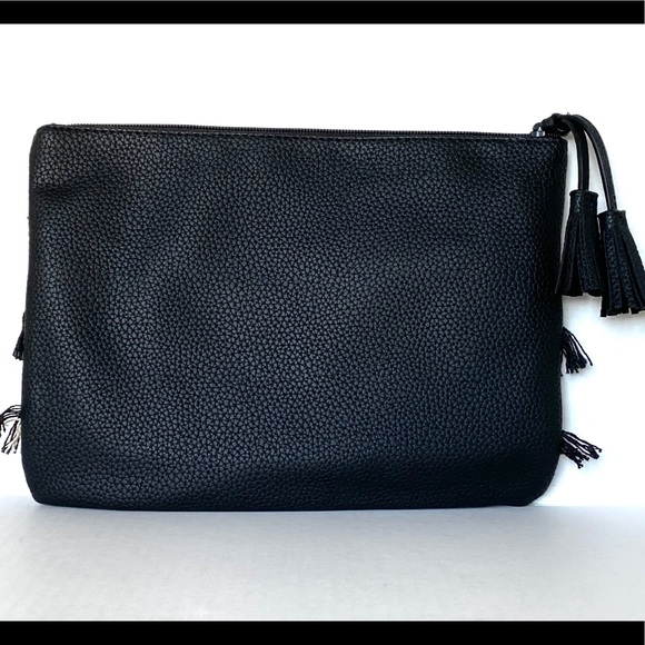 Old navy fringe clutch - Picture 5 of 8